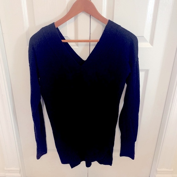 BEAUTIFUL WARM RELAXED FIT CLUB MONACO SWEATER - Picture 1 of 8